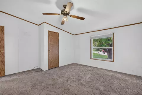 414 N Pine St, Gardner, IL 60424 photo 8
