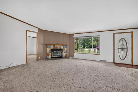 414 N Pine St, Gardner, IL 60424 photo 9