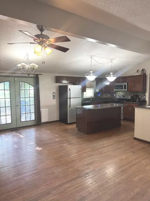 Kitchen - Undisclosed, Payson, IL 62360 photo 2 of 4