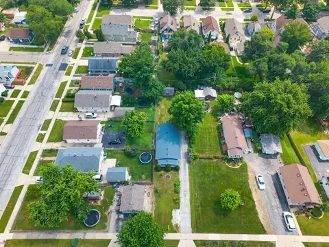 View/Area - Undisclosed, Aurora, IL 60505 photo 3 of 5