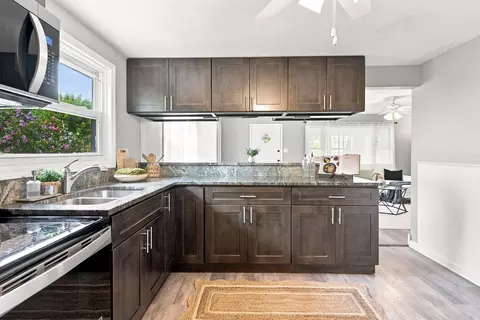Kitchen - Undisclosed, Aurora, IL 60505 photo 3 of 3
