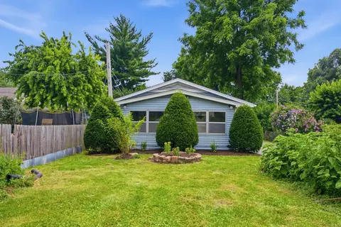 Exterior - Undisclosed, Aurora, IL 60505 photo 3 of 6