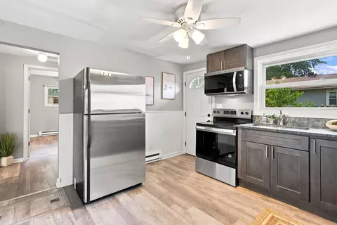 Kitchen - Undisclosed, Aurora, IL 60505 photo 2 of 3