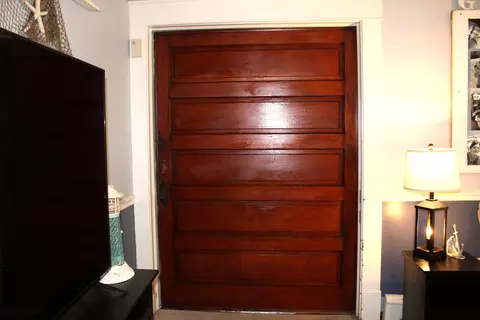 Entry Way - 230 N Cherry St, Centralia, IL 62801 photo 8 of 13