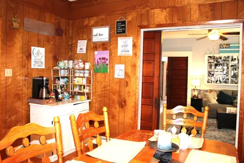 Dining - 230 N Cherry St, Centralia, IL 62801 photo 3 of 4