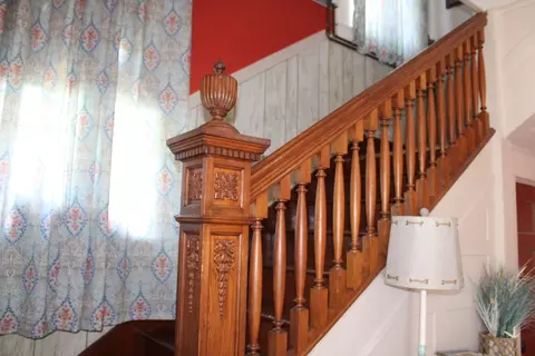 Entry Way - 230 N Cherry St, Centralia, IL 62801 photo 5 of 13