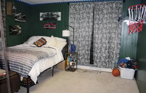 Bedroom - 230 N Cherry St, Centralia, IL 62801 photo 4 of 7