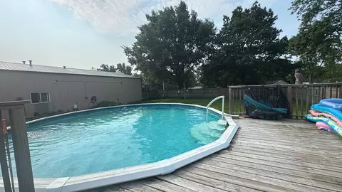 Exterior - 403 E Byron St, Sidney, IL 61877 photo 5 of 14