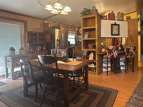 Dining - 403 E Byron St, Sidney, IL 61877 photo 2 of 3