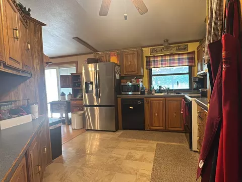 Kitchen - 403 E Byron St, Sidney, IL 61877 photo 3 of 4