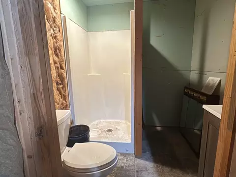 Bath - 403 E Byron St, Sidney, IL 61877 photo 4 of 4