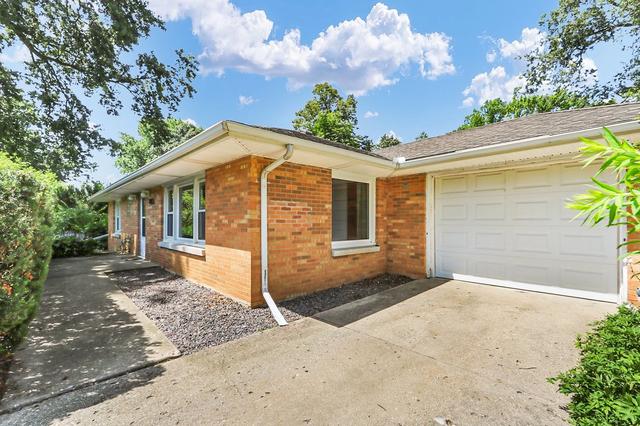 2103 Burlison Dr, Urbana, IL 61801