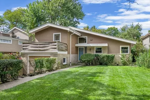 1326 Cavell Ave, Highland Park, IL 60035