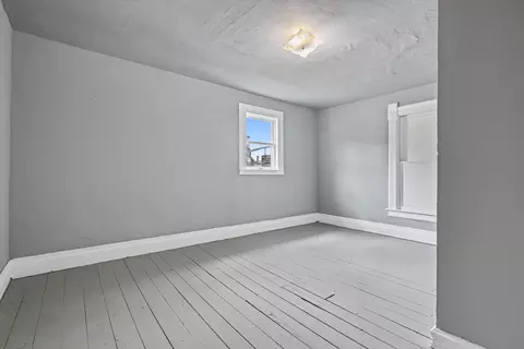Bedroom - 105 W Maple St, Roberts, IL 60962 photo 4 of 6