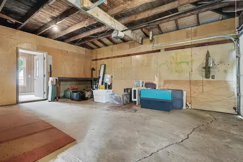Other - 105 W Maple St, Roberts, IL 60962 photo 10 of 11