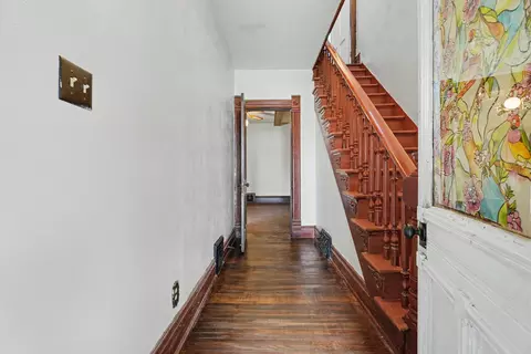 Entry Way - 105 W Maple St, Roberts, IL 60962 photo 1 of 4