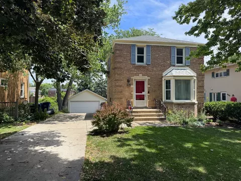 435 N Princeton Ave, Villa Park, IL 60181