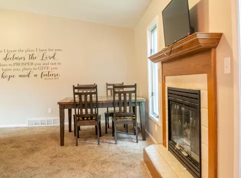 Dining - 810 42nd St, Moline, IL 61265 photo 1 of 2