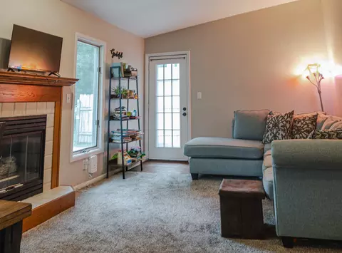Other - 810 42nd St, Moline, IL 61265 photo 2 of 8
