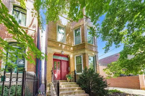 2112 W Cortland St #1, Chicago, IL 60647