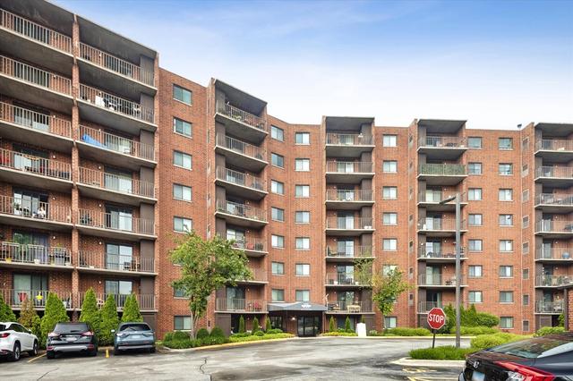 1 Bloomingdale Pl #502, Bloomingdale, IL 60108