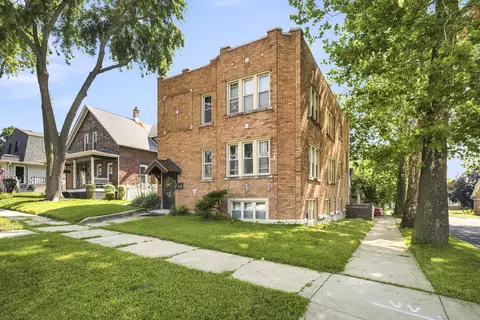 900 Wilcox St, Joliet, IL 60435