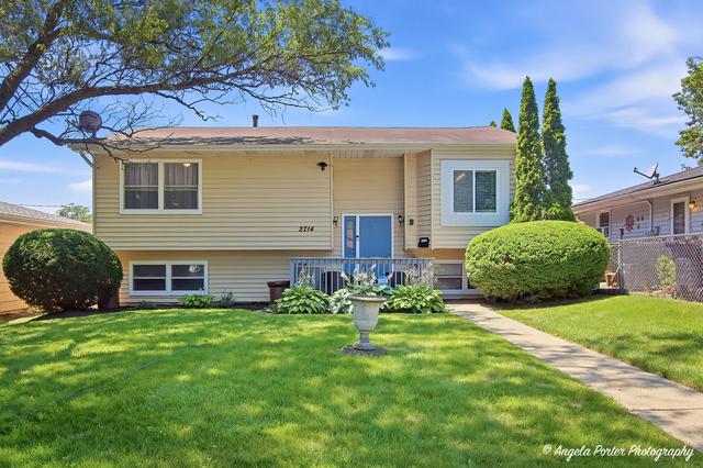 2714 Gilead Ave, Zion, IL 60099