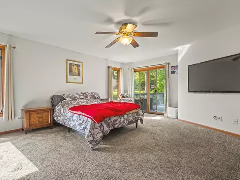 Bedroom - 2085 Lake Summerset Rd, Davis, IL 61019 photo 5 of 15