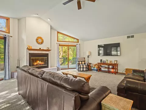 Living - 2085 Lake Summerset Rd, Davis, IL 61019 photo 4 of 10