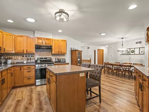 Kitchen - 2085 Lake Summerset Rd, Davis, IL 61019 photo 3 of 5