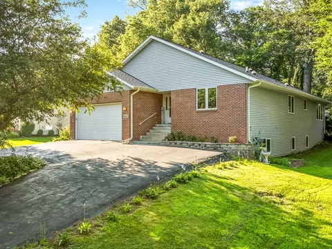 Exterior - 2085 Lake Summerset Rd, Davis, IL 61019 photo 4 of 12