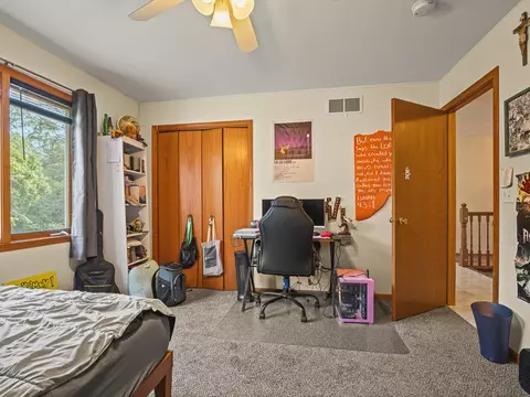 Bedroom - 2085 Lake Summerset Rd, Davis, IL 61019 photo 4 of 15