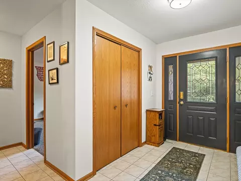 Entry Way - 2085 Lake Summerset Rd, Davis, IL 61019 photo 2 of 2