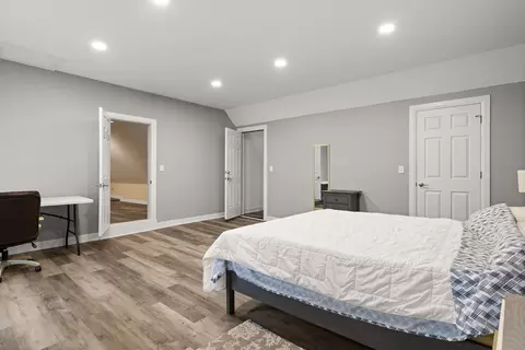 Bedroom - 112 Brinker Rd, Barrington Hills, IL 60010 photo 6 of 6