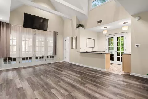 Living - 112 Brinker Rd, Barrington Hills, IL 60010 photo 17 of 17
