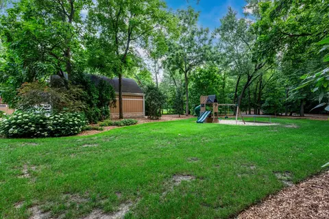 Exterior - 112 Brinker Rd, Barrington Hills, IL 60010 photo 29 of 33