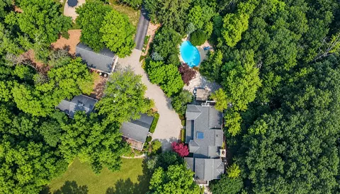 View/Area - 112 Brinker Rd, Barrington Hills, IL 60010 photo 3 of 4