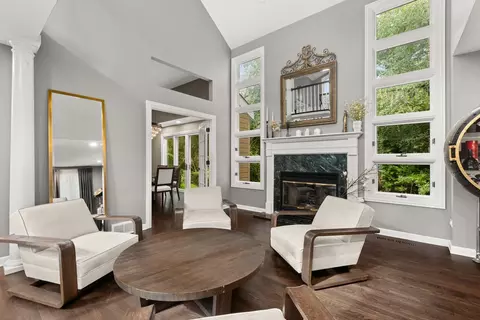 Living - 112 Brinker Rd, Barrington Hills, IL 60010 photo 2 of 17