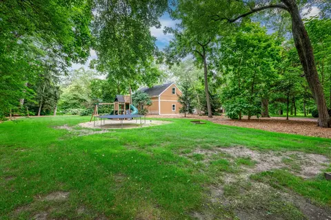 Exterior - 112 Brinker Rd, Barrington Hills, IL 60010 photo 30 of 33