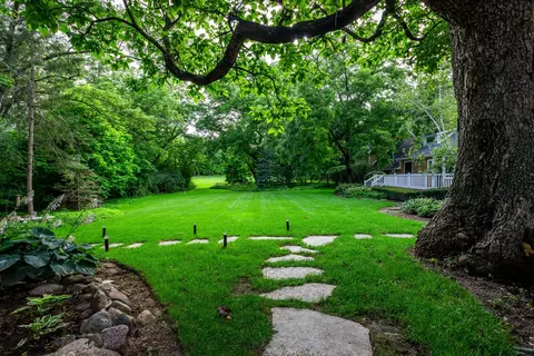 Exterior - 112 Brinker Rd, Barrington Hills, IL 60010 photo 15 of 33