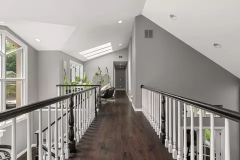 Entry Way - 112 Brinker Rd, Barrington Hills, IL 60010 photo 3 of 7
