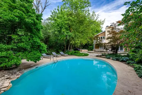 Exterior - 112 Brinker Rd, Barrington Hills, IL 60010 photo 5 of 33