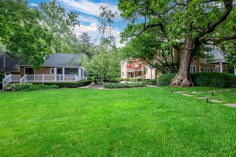Exterior - 112 Brinker Rd, Barrington Hills, IL 60010 photo 20 of 33
