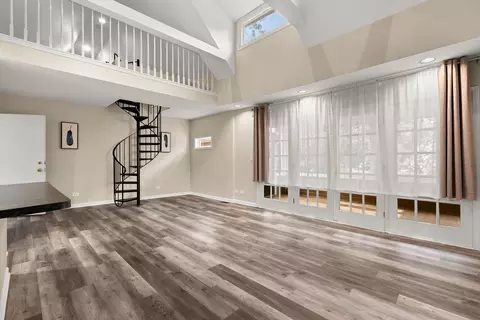 Living - 112 Brinker Rd, Barrington Hills, IL 60010 photo 15 of 17
