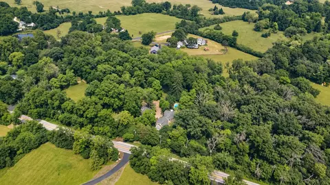 View/Area - 112 Brinker Rd, Barrington Hills, IL 60010 photo 4 of 4