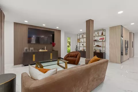 Living - 112 Brinker Rd, Barrington Hills, IL 60010 photo 11 of 17