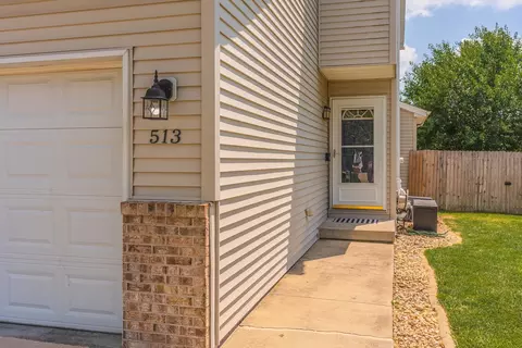 513 Wild Turkey Ln, Normal, IL 61761 photo 1