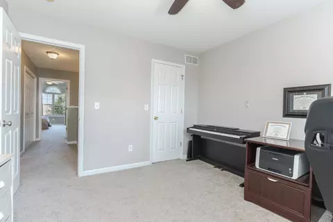 513 Wild Turkey Ln, Normal, IL 61761 photo 23