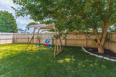 513 Wild Turkey Ln, Normal, IL 61761 photo 33