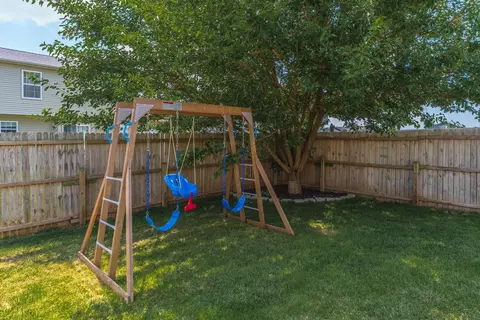 513 Wild Turkey Ln, Normal, IL 61761 photo 37